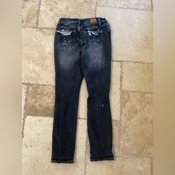 Judy Blue Jeans Womens 7/28 Black Gray Boyfriend Fit Distressed - Picture 2 of 3